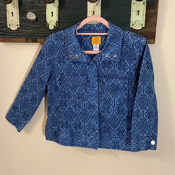 2/$30 Ruby Rd. Blue Tribal Print Denim Jacket Size 10P - Picture 4 of 10